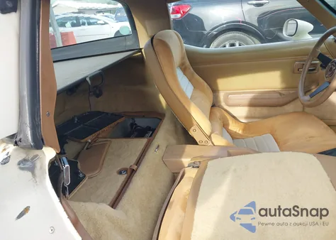 1981 Chevrolet Corvette z USA, uszkodzony, nr VIN 1G1AY8768BS424662